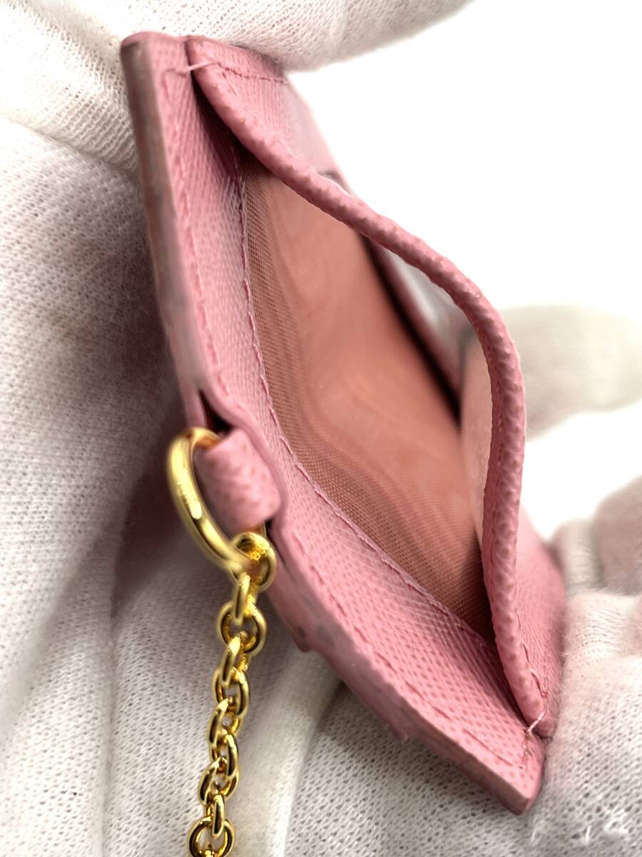 PRADA プラダ ピンク 長財布付属品 チェーン付きカードケース PRADA プラダ ピンク 長財布付属品 チェーン付きカードケース