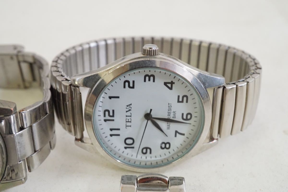 F95 メンズ 腕時計 7点セット QUARTZ/クオーツ ヴィンテージ アクセサリー 大量 まとめて おまとめ まとめ売り 色々 不動品_画像2