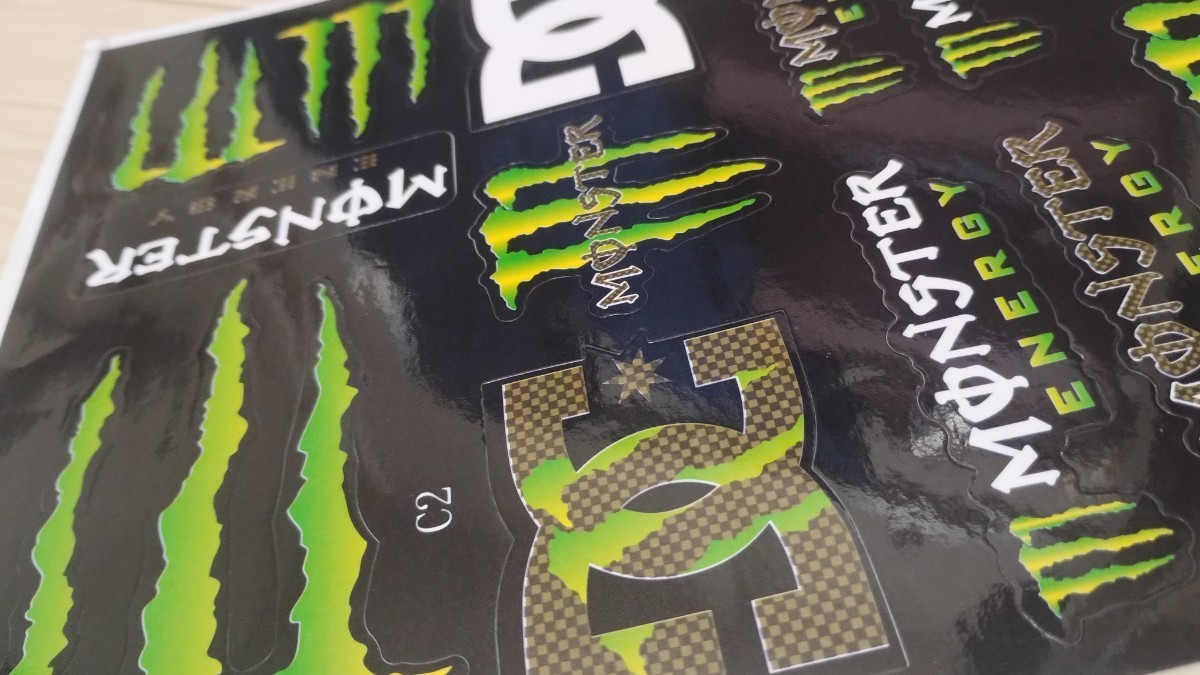 バイクステッカー　モンスターエナジー　ヘルメットステッカー　 MONSTER ENERGY モンスターエナジー DC C_画像2