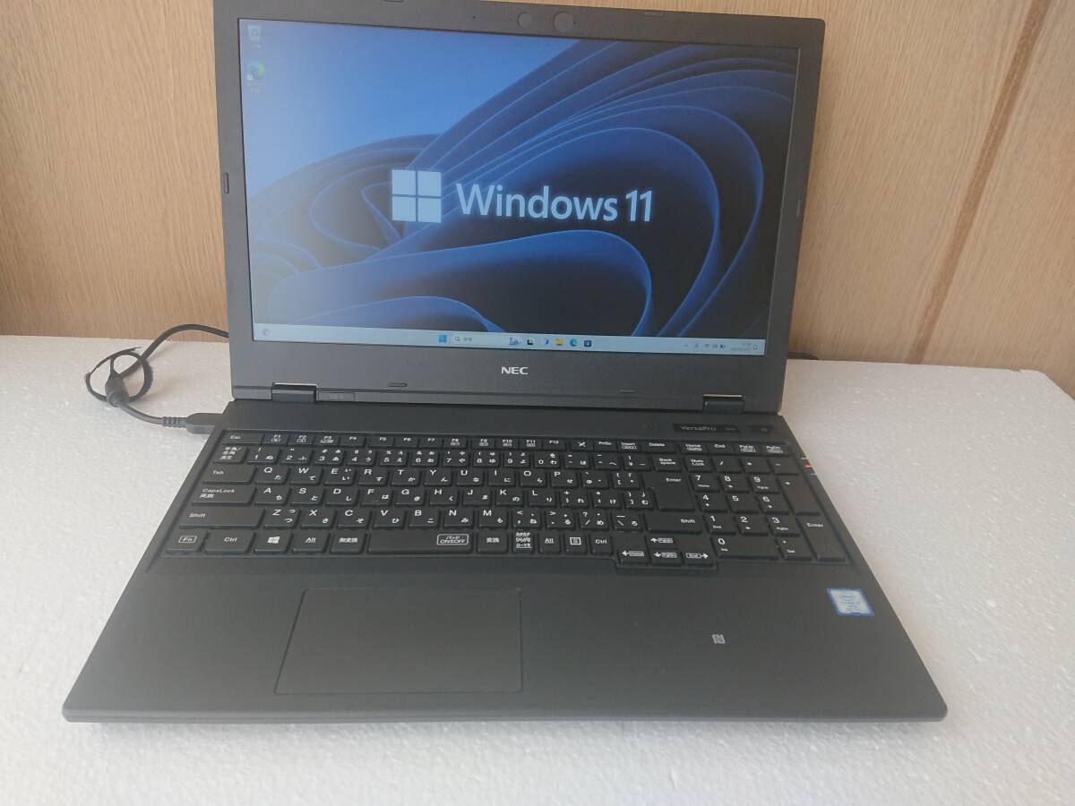 Lavie PC-VKH19DZG5美品、新品SSD512GB ,Ram16GB、Corei7 8665U、15.6インチFHD液晶