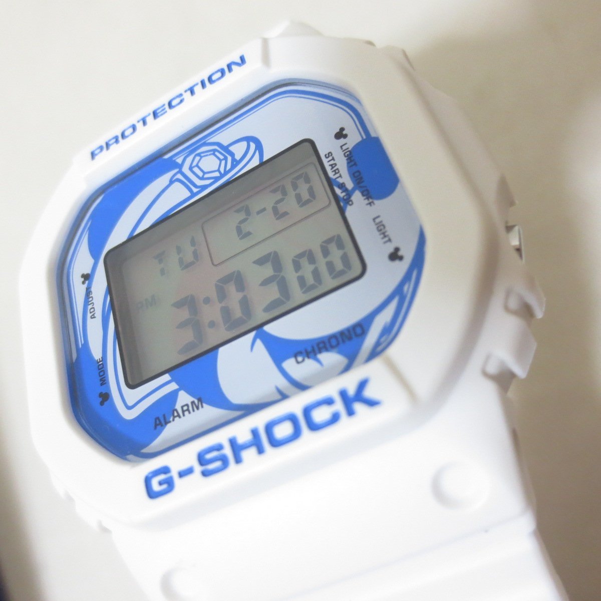 BB88　美品　東京ディズニーシー　TDS　15周年　G-SHOCK　ペア　腕時計　ウォッチ　ブラック　ホワイト　限定品　Disney_画像6