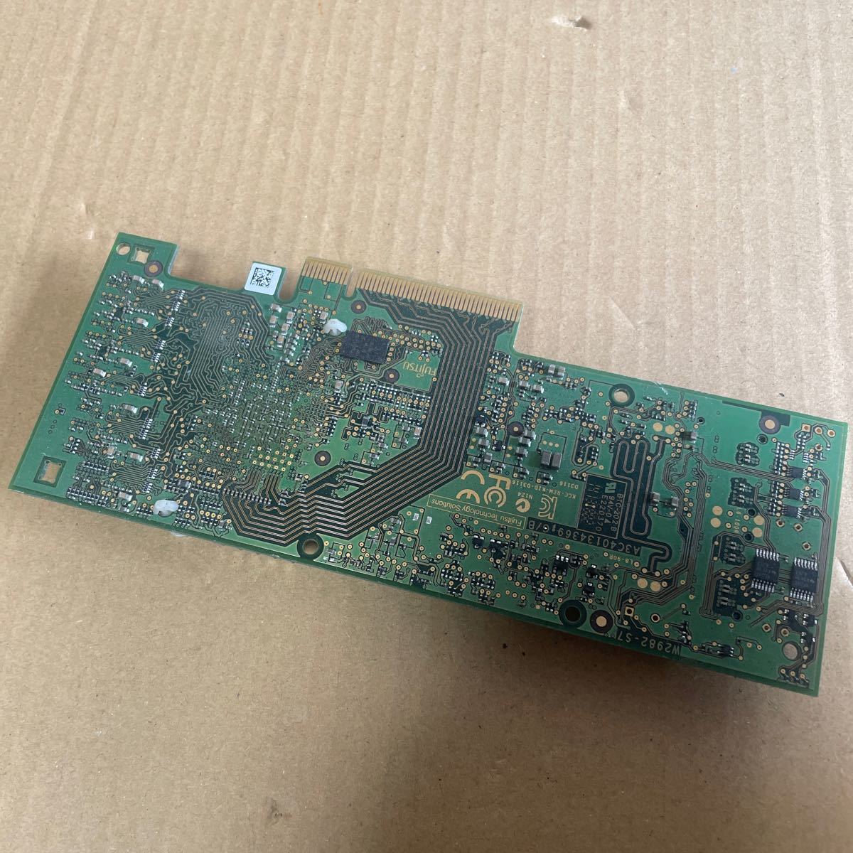 （V-4）FUJITSU D3116-C26 GS 1 RAIDコントローラーカード中古品の画像4