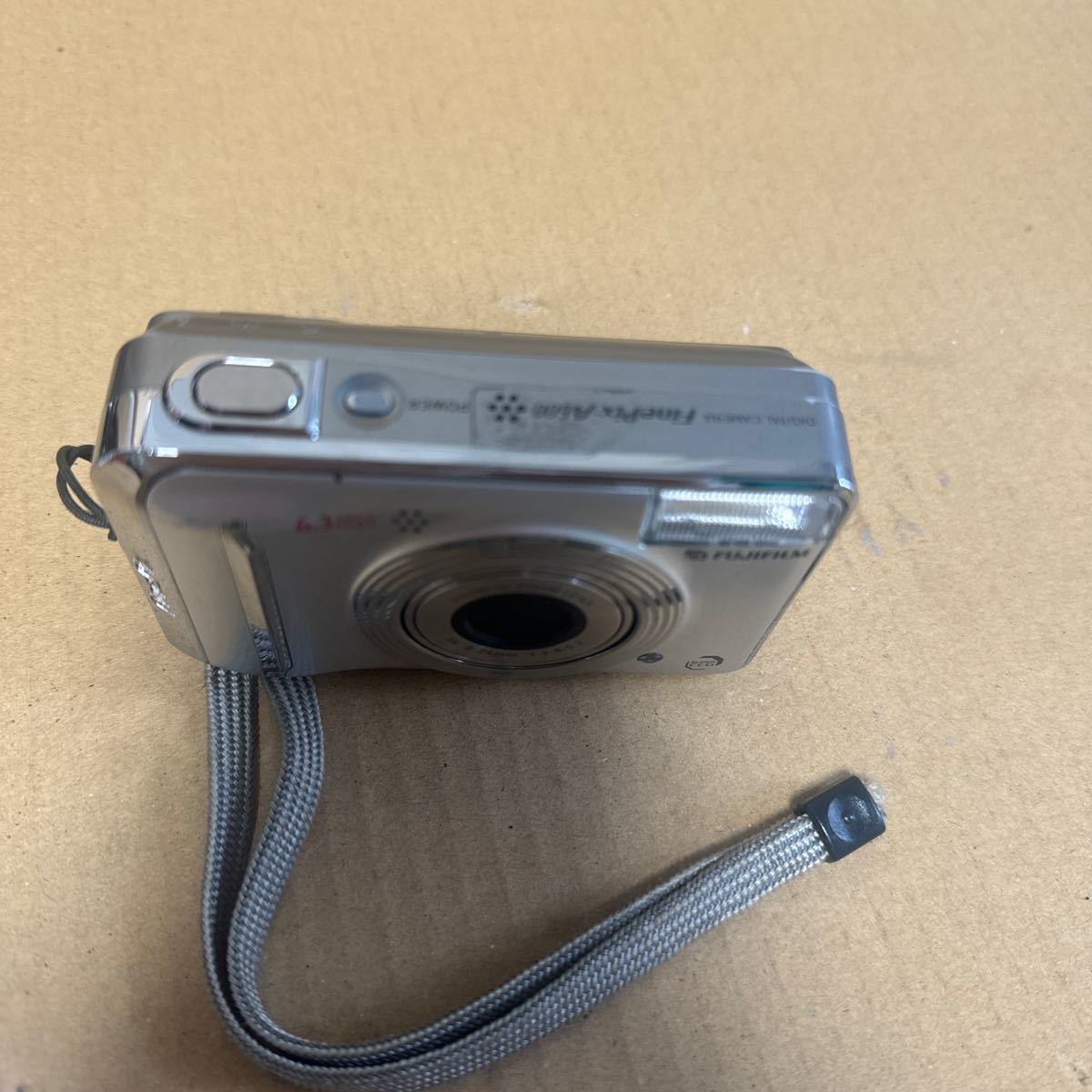 （D-10）FUJIFILMデジタルカメラ FinePix A600の画像2
