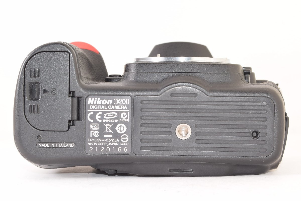 ★美品★ Nikon ニコン D200 ボディ ショット数15469回 デジタル一眼レフカメラ 2402087_画像5