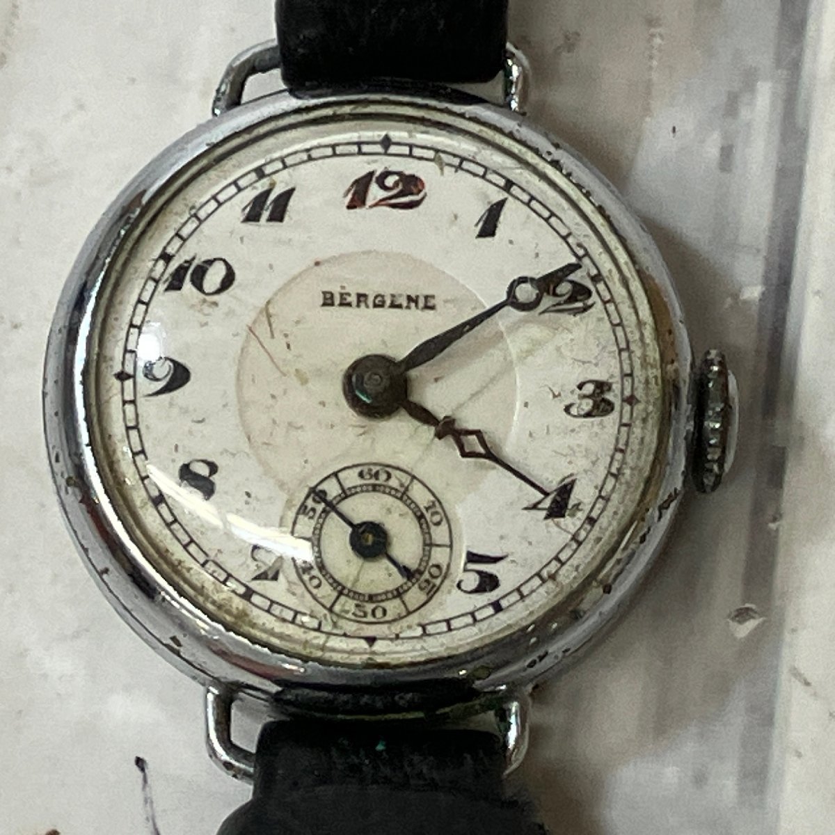 m001 T4 BERGENE ベルゲン 腕時計 手巻き SWISS スモセコ 機械式 アンティーク ヴィンテージ 不動 ジャンクの画像2