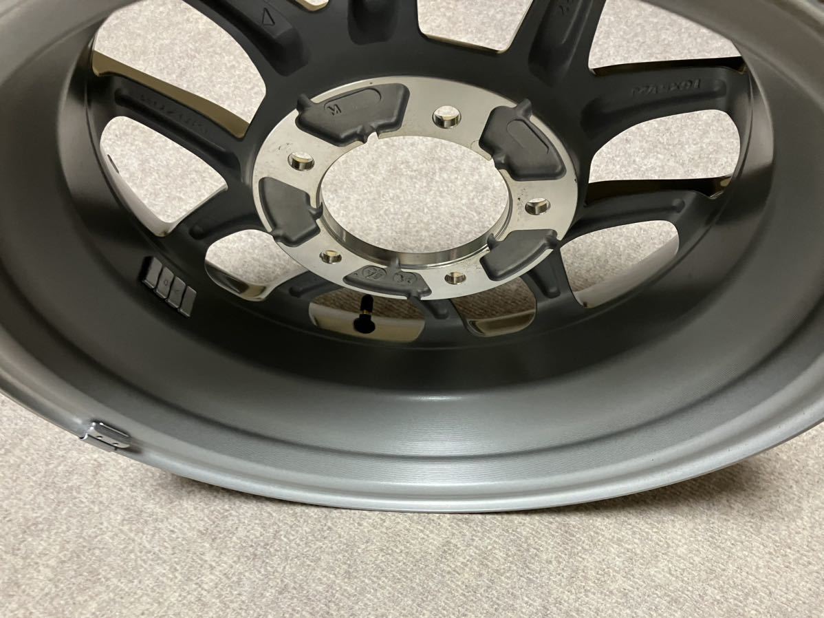 新型ジムニー 純正アルミホイール 1本 新車外し JB64 スペア 新型ジムニー 純正アルミホイール 1本 新車外し JB64 スペア