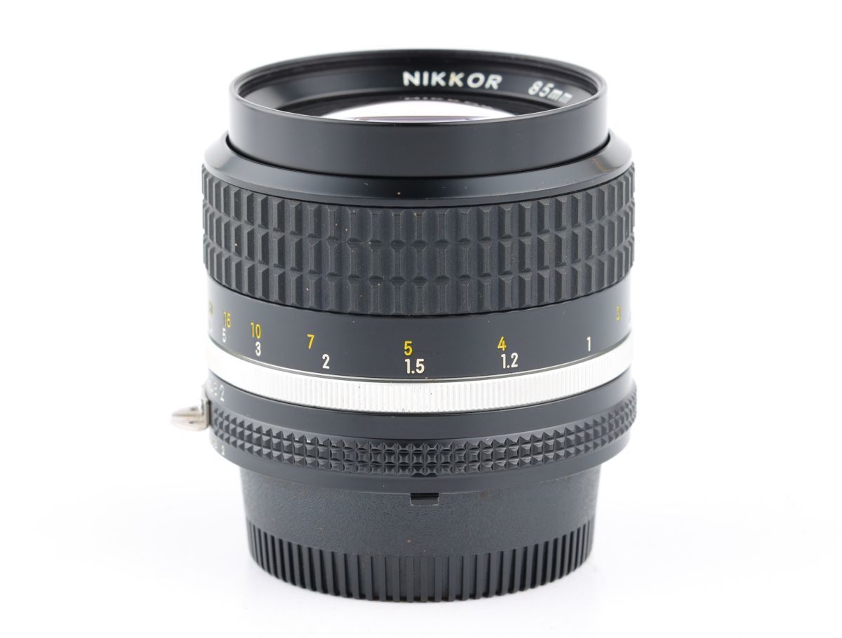 04865cmrk Nikon Ai NIKKOR 85mm F2S Ai-S 単焦点 中望遠レンズ Fマウント_画像2