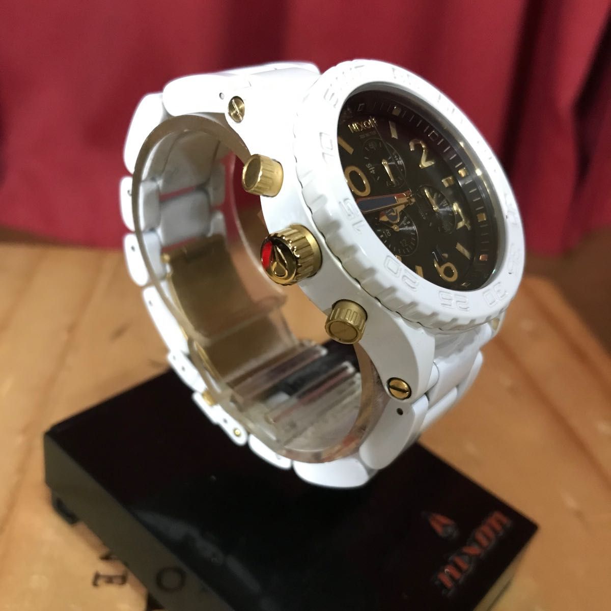 NIXON ニクソン// THE 42-20 CHRONO      メンズ・レディース腕時計　新品電池