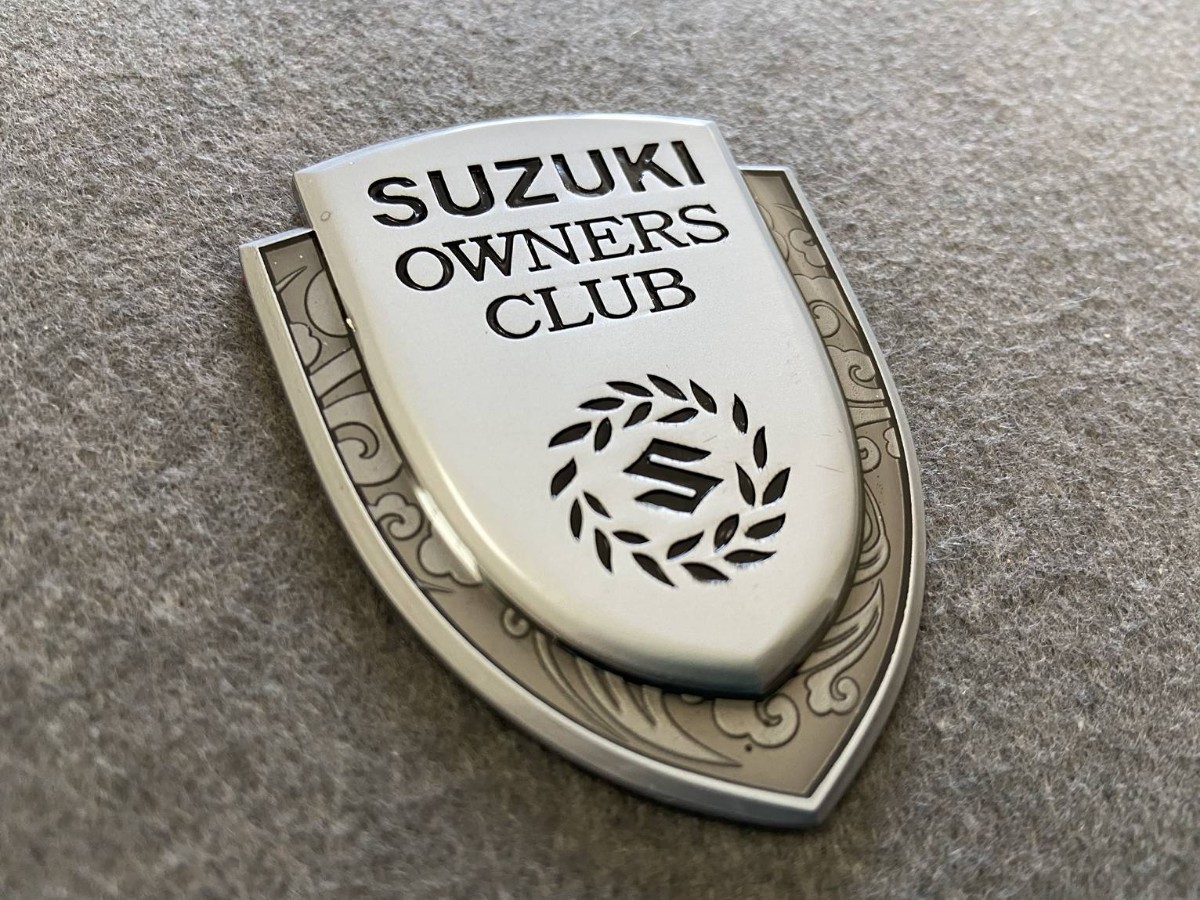 * Suzuki SUZUKI*18* metal sticker emblem 3D dress up metal car emblem decal equipment ornament 1 sheets silver 