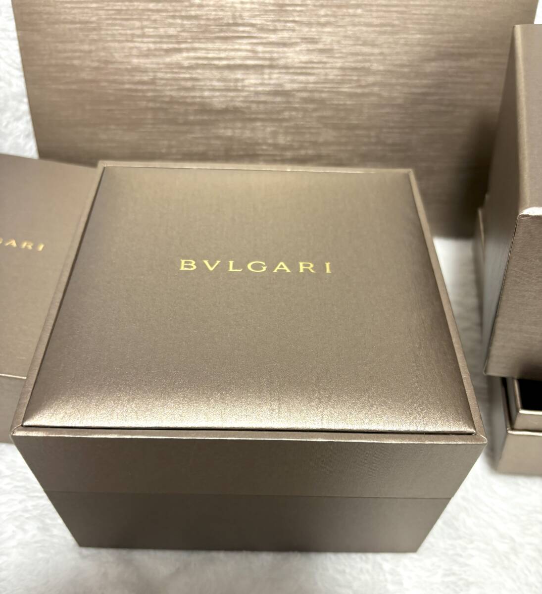 ★★BVLGARI◆正規店腕時計購入時の箱、袋、リボン、伝票入れセット◆美品★★_画像2