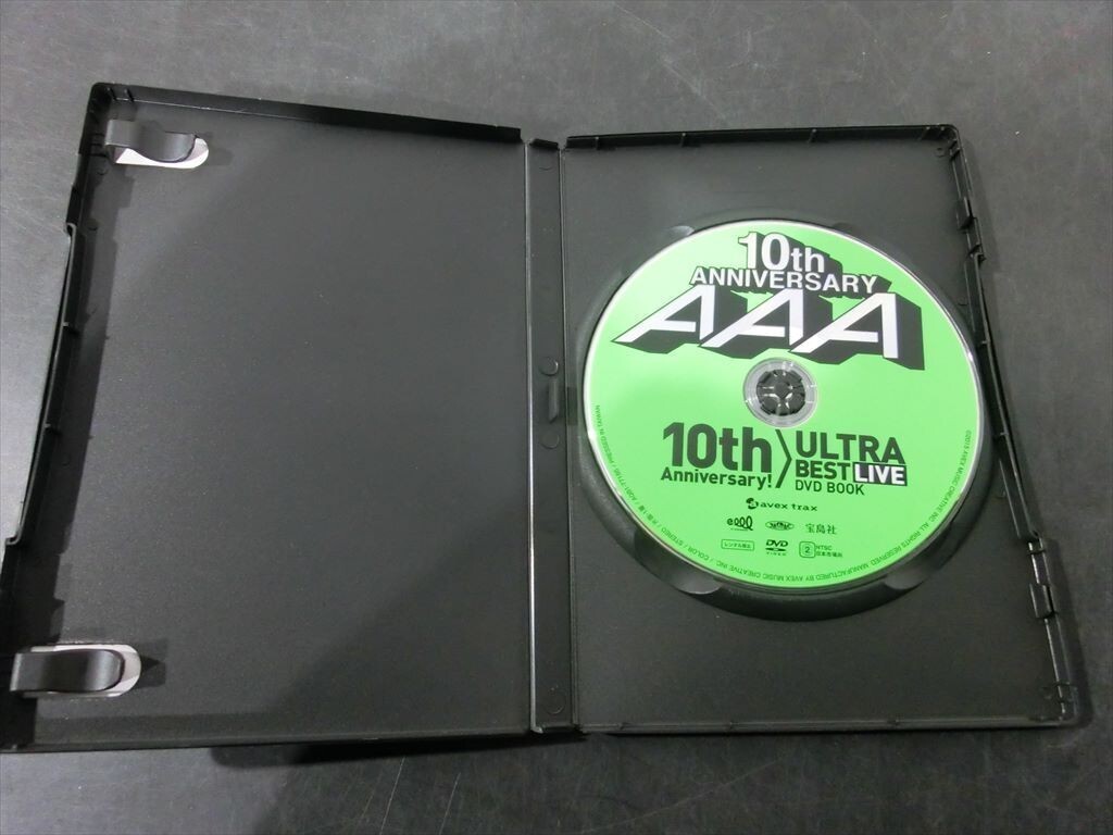 MD【V10-058】【送料無料】AAA 10th Anniversary！ ULTRA BEST LIVE DVD BOOK/ライブ映像/J-POP_画像2