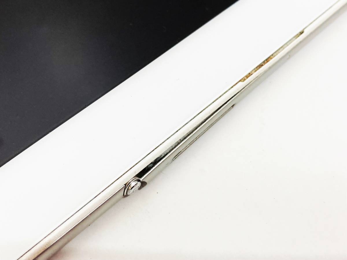 au Xperia Z4 Tablet SOT31 白 ホワイト 10.1インチ タブレット 判定○ 初期化済み SIMロック解除済み SIMフリー_画像6