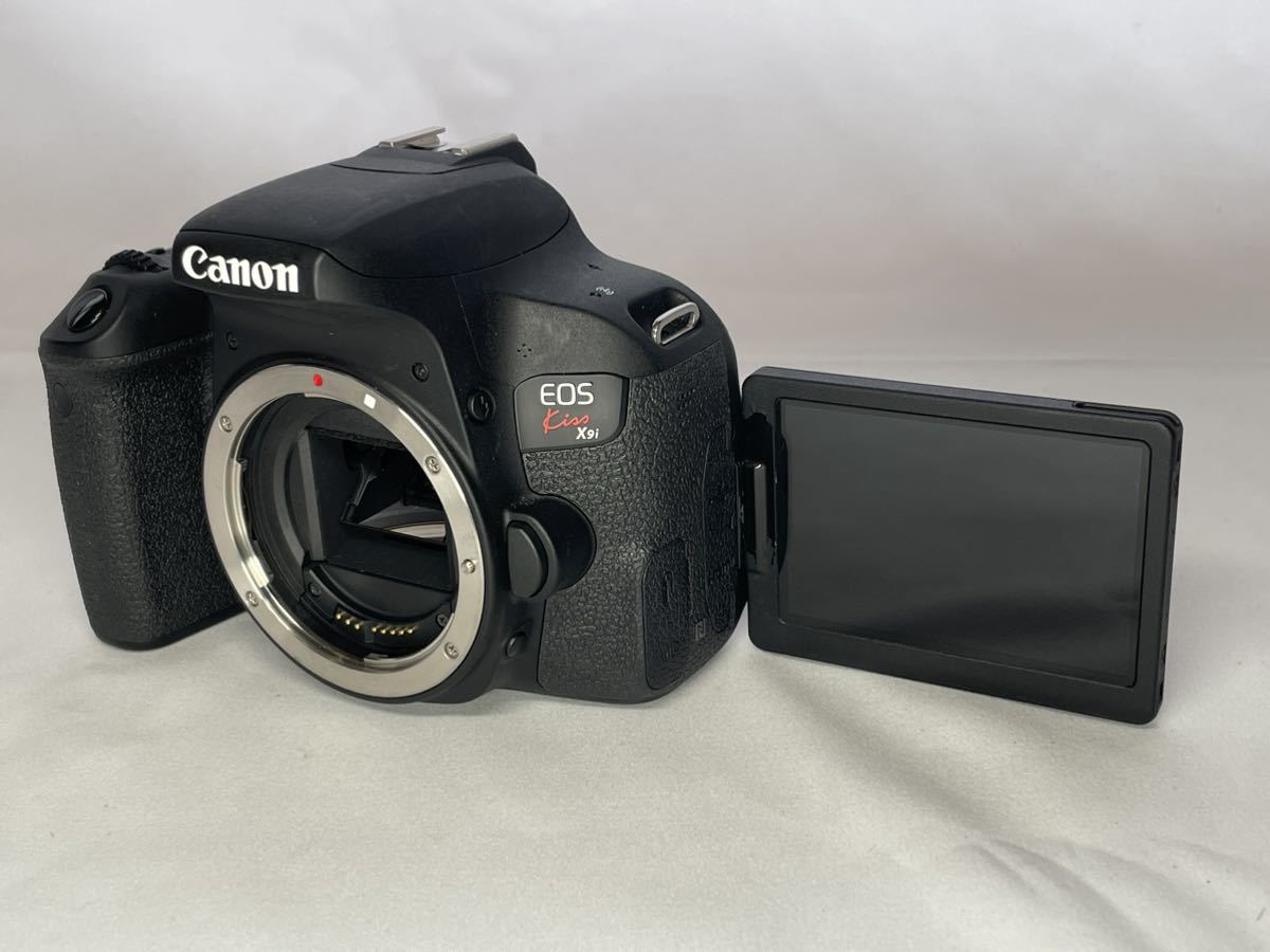 9 Canon EOS KISS X9i ボディ ジャンク_画像1