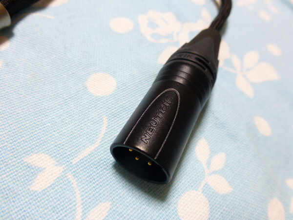 4.4mm5極 (メス) → XLR コネクタ 4ピン テルル銅 金メッキ 変換 4.4mm5極 (メス) → XLR コネクタ 4ピン テルル銅 金メッキ 変換