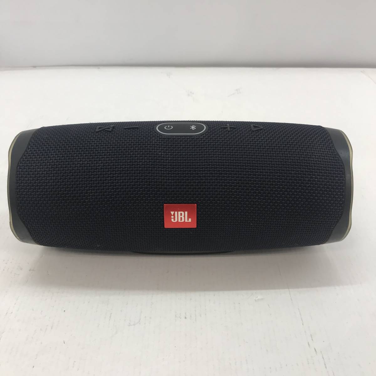 No.4197【★1円～】JBL CHARGE4 ポータブルBluetoothスピーカー 動作確認済み 現状品_画像1