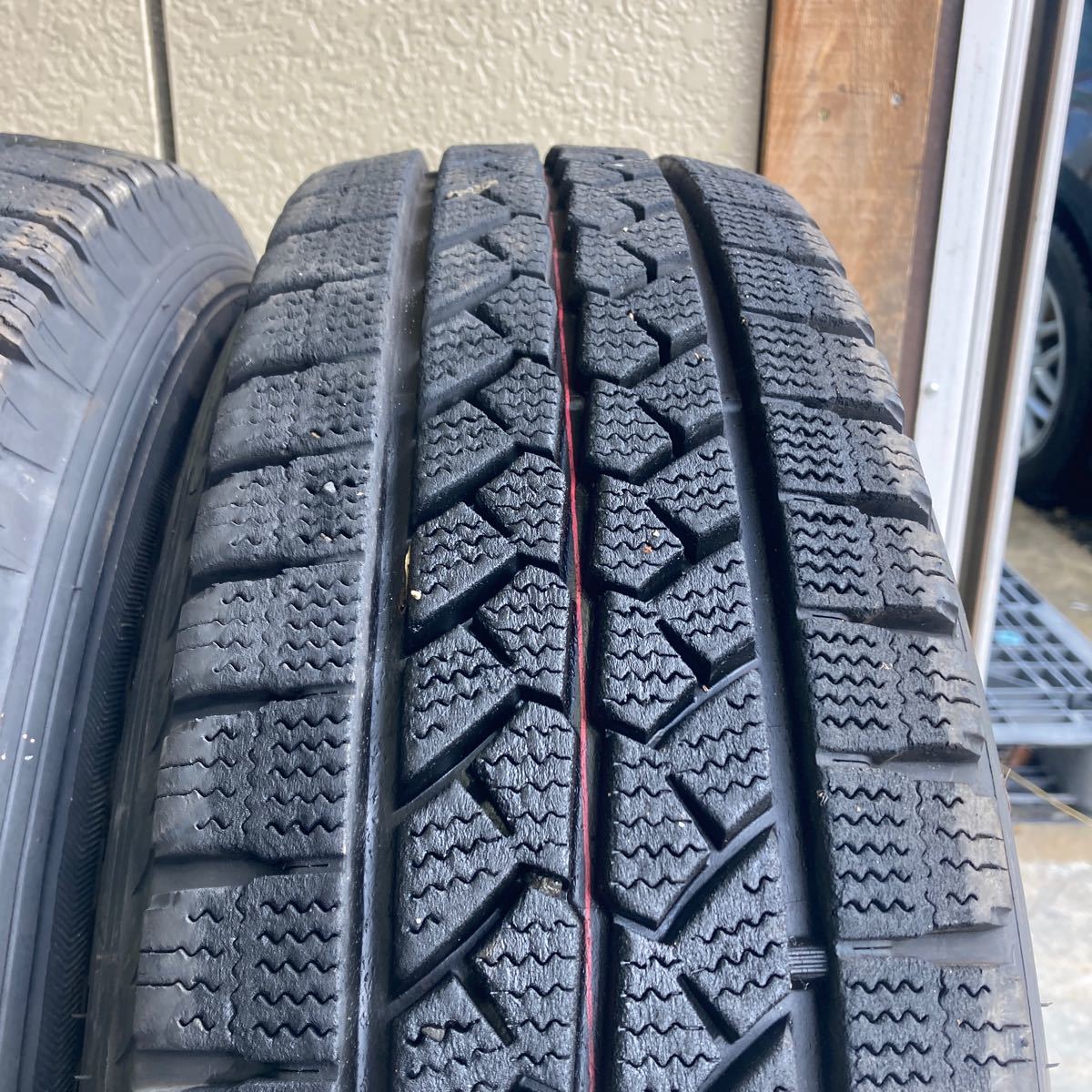 バリ山！195/80R15 107/105L LT ブリヂストン VL1 2020年製 Blows 15×6.5j+44 PCD139.7/6H 4本 検: ハイエース キャラバン NV350の画像9