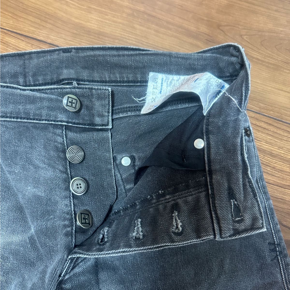 ジーンズ ksubi スビ 28インチ|Yahoo!フリマ(旧PayPayフリマ) ジーンズ ksubi スビ 28インチ|Yahoo!フリマ(旧PayPayフリマ)