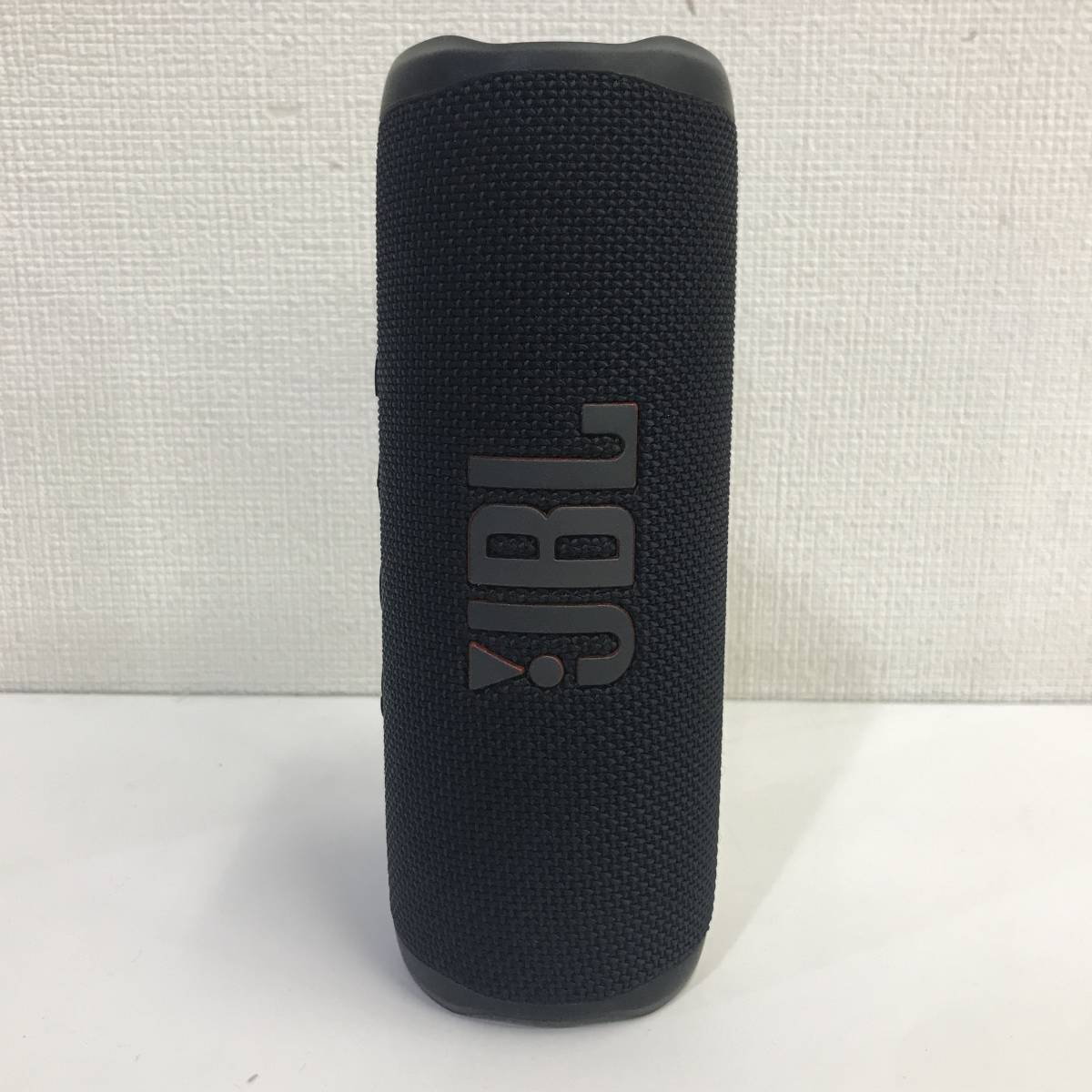 JBL FLIP6 ポータブルスピーカー ブラック IP67防水防塵性能 Bluetooth ワイヤレス 動作確認済 H240216-51_画像2