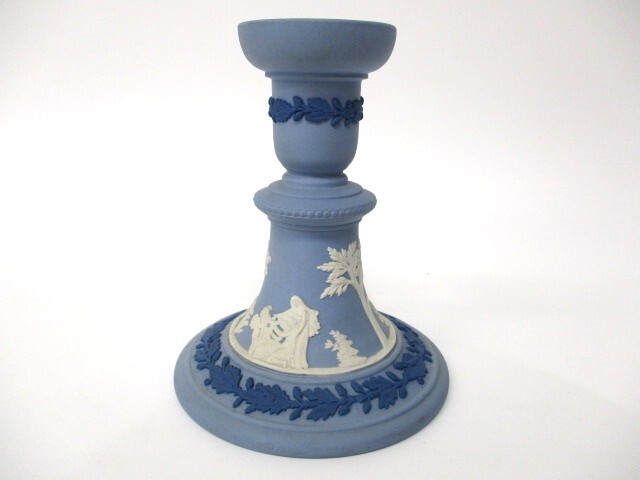 【2-154】WEDGWOOD ウエッジウッド ブルージャスパー キャンドルホルダー _画像1