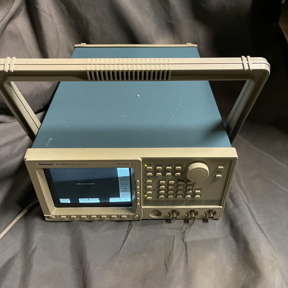 「2FF22」Tektronix DG2020A DATA GENERATOR 確認品現状出品_画像1