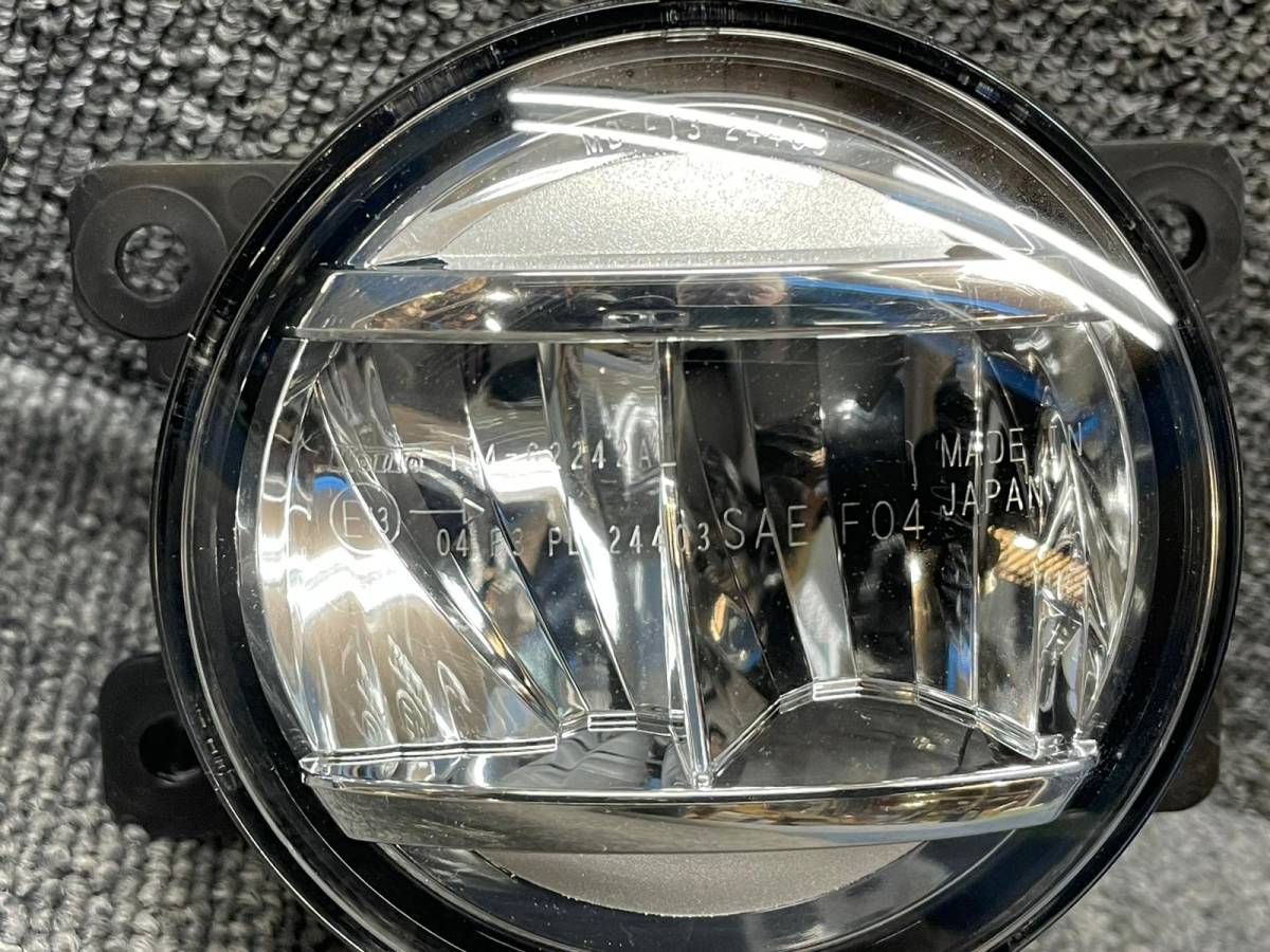 #902-14 シビック FK7 フィット ハイブリッド GP5　GP6 後期 左右フォグ LED 114-62242 AR/L シビック　FC1 FK7 FK8_画像5