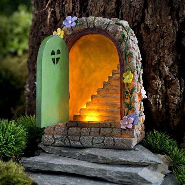 妖精のドア ガーデンライト オーナメント 太陽光置物 かわいい 庭 インテリア BQ262の画像1
