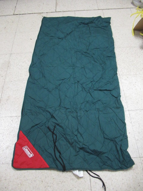 コールマン SLEEPING BAG グリーン 2点セット 立て約64㎝ 横約31㎝ 寝袋 管理6E0208Q-B1の画像10