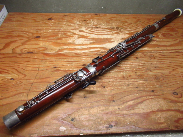 ファゴット ドイツ製 木管楽器 fagotto メーカー不明 ハードケース付き ジャンク品 管理6J0203D-G1_画像2