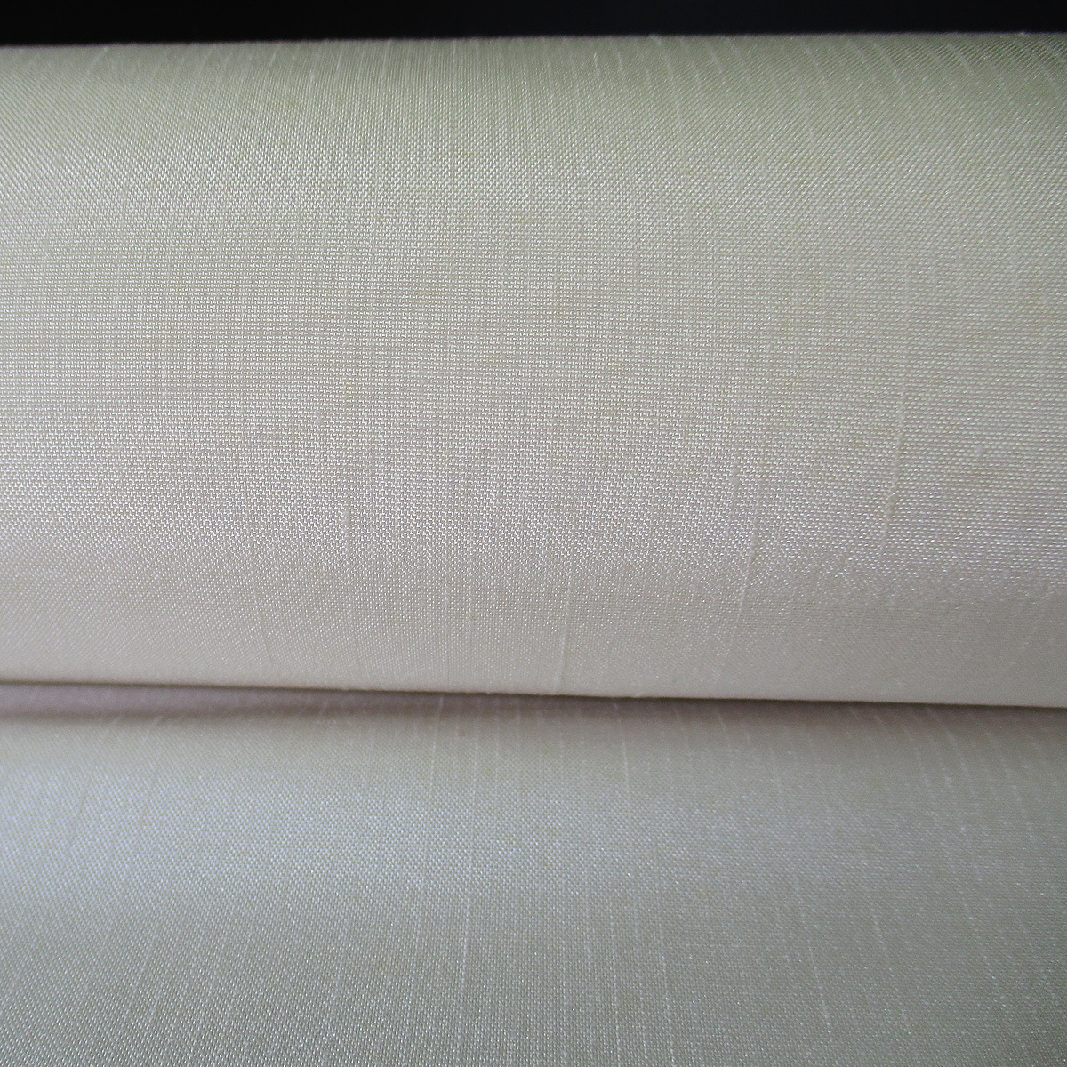 【絹 反物】上田紬の技術の高澤織物製　シルク 未仕立て リメイク 素材 着物 生地 古布 長期保管品 ジャンク #0263-073_画像3