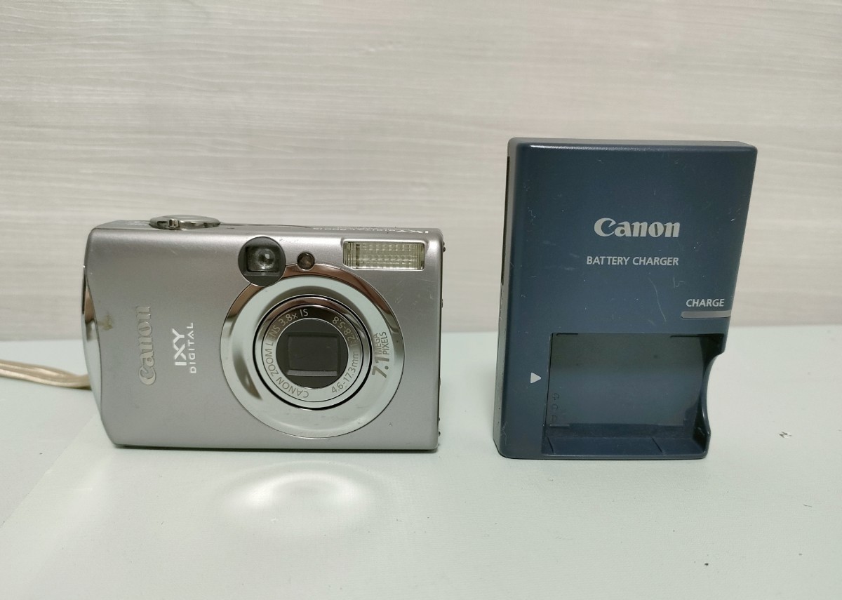Canon Canon PC1209 IXY DIGITAL 900IS digital camera Canon Canon PC1209 IXY DIGITAL 900IS digital camera