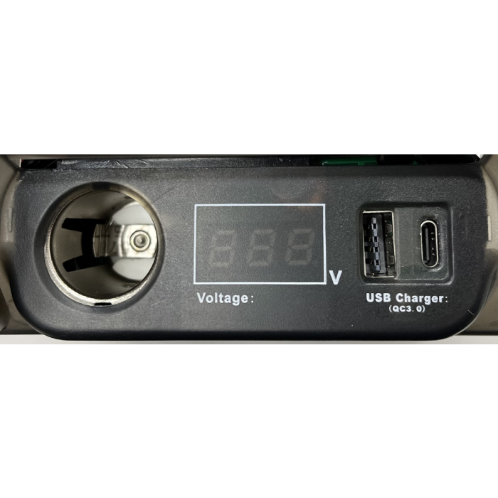 トヨタ ハイエース レジアスエース 200系 全年式 増設 電源 ユニット シガーソケット タイプC USBポート クイックチャージ 電圧計 灰皿_画像4