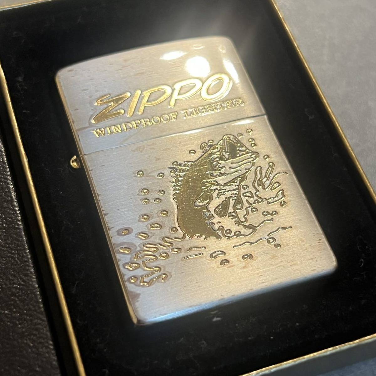 ZIPPO ジッポー ジッポ ブラックバス windproof lighter 魚　ゴールド　箱付き　釣り　金_画像2