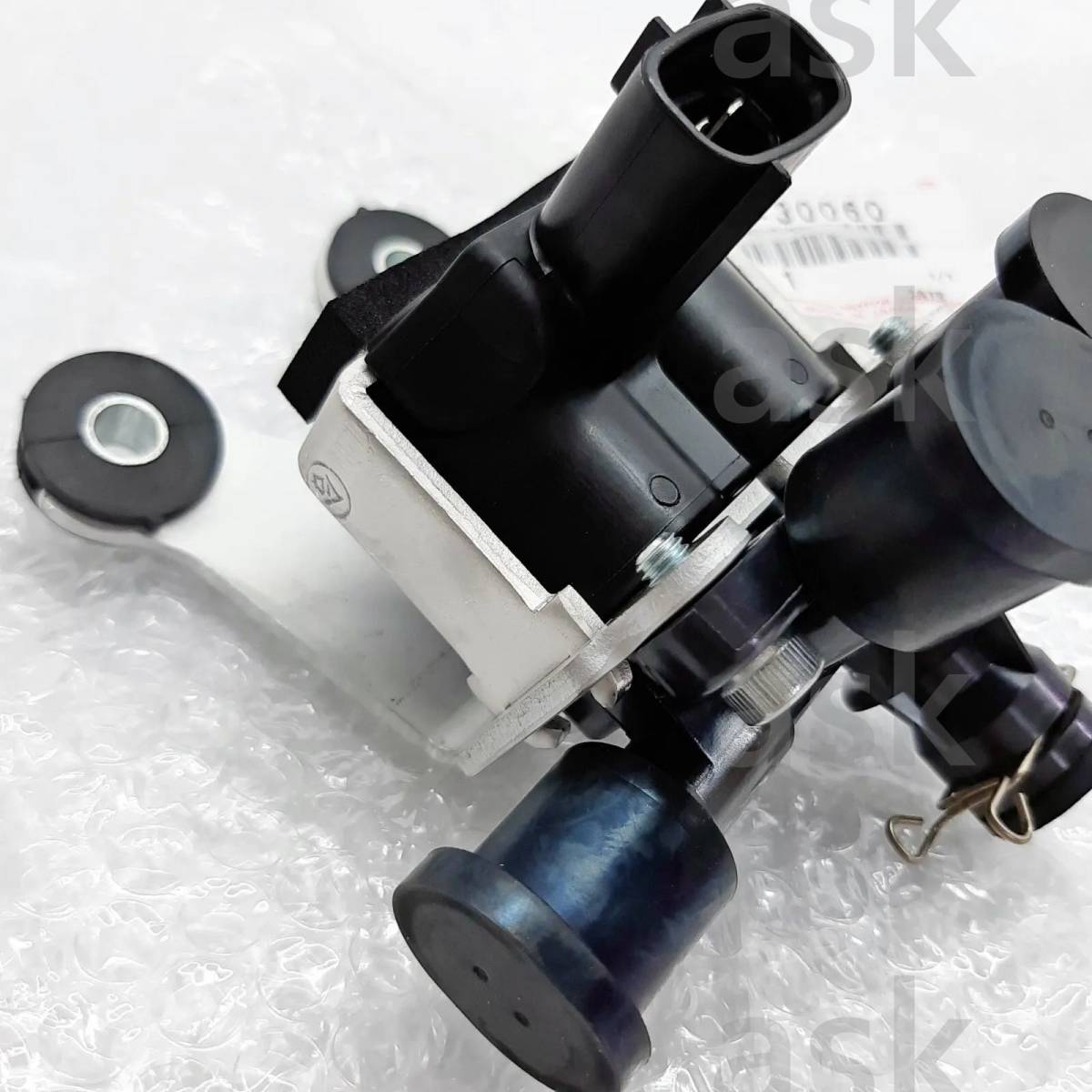 ★新品 クラウン マジェスタ, レクサス LS460, LS600hL用 ハイトコントロール バルブ Height Control Valve 48095-30060トヨタ 純正部品_画像3