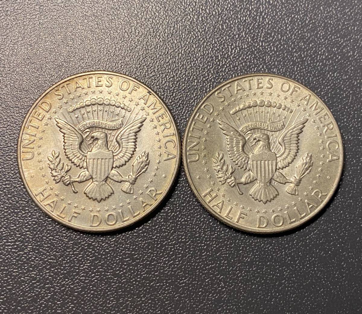 アメリカ　ケネディー　ハーフダラー銀貨2枚まとめ　1967～1968年　コイン　硬貨　古銭　美品　レア　_画像2