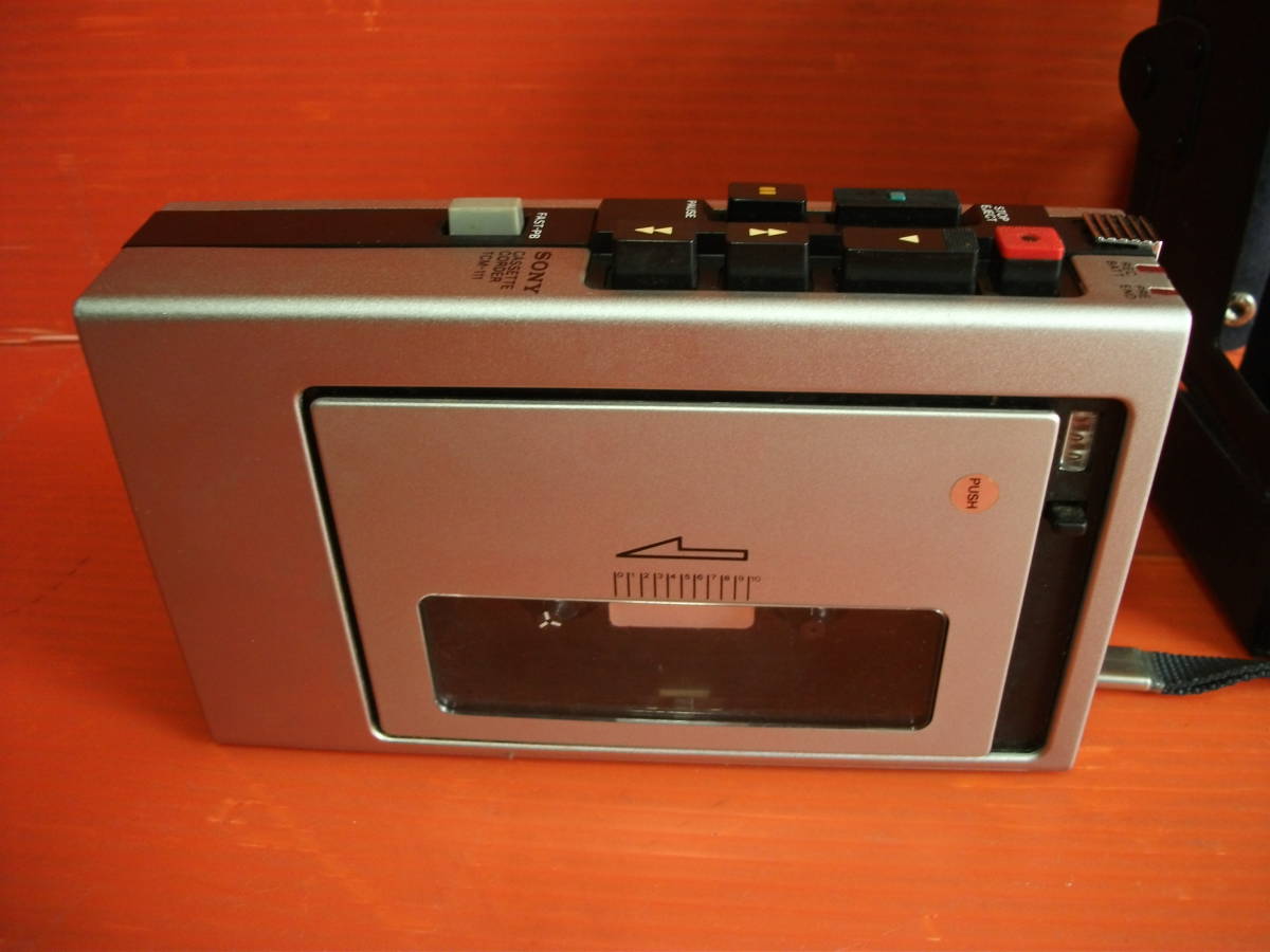 SONY TCM-111 カセットレコーダー ジャンク _画像5