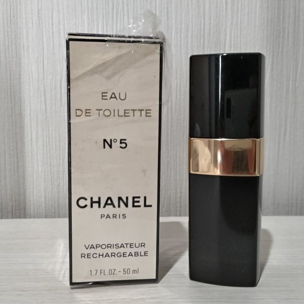 【送料無料】 CHANEL シャネル No.5 5番 オードトワレ EDT 50ml スプレー ほぼ満量 箱あり_画像1