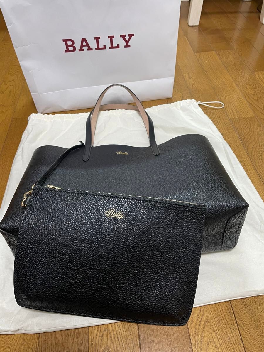BALLYローリー リバーシブルトート バッグ レザー ブラック BALLYローリー リバーシブルトート バッグ レザー ブラック