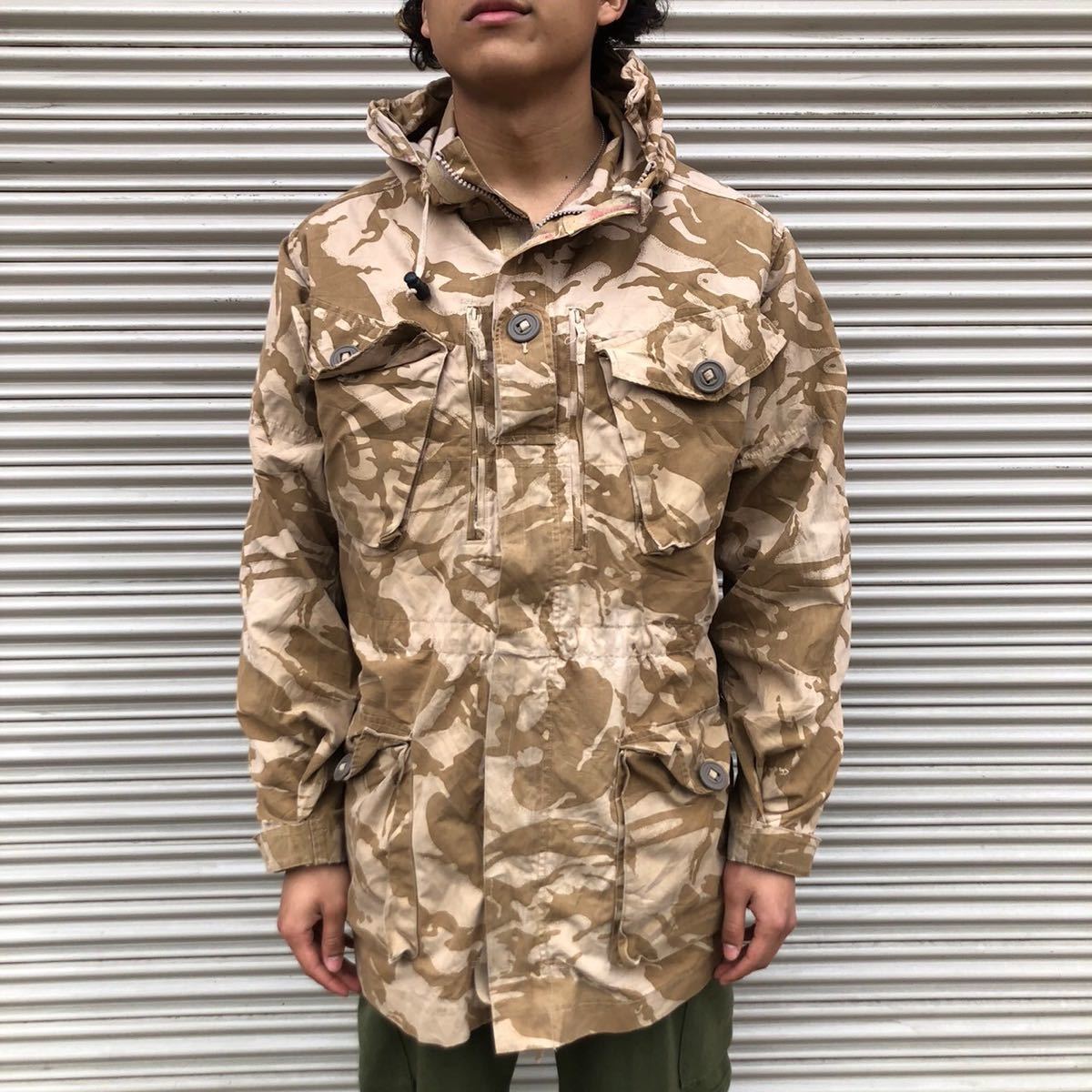 90s 英国 イギリス軍 British Army 実物 デザートカモ windproof 迷彩 フィールド ジャケット ミリタリー ヴィンテージ 180/96 80s