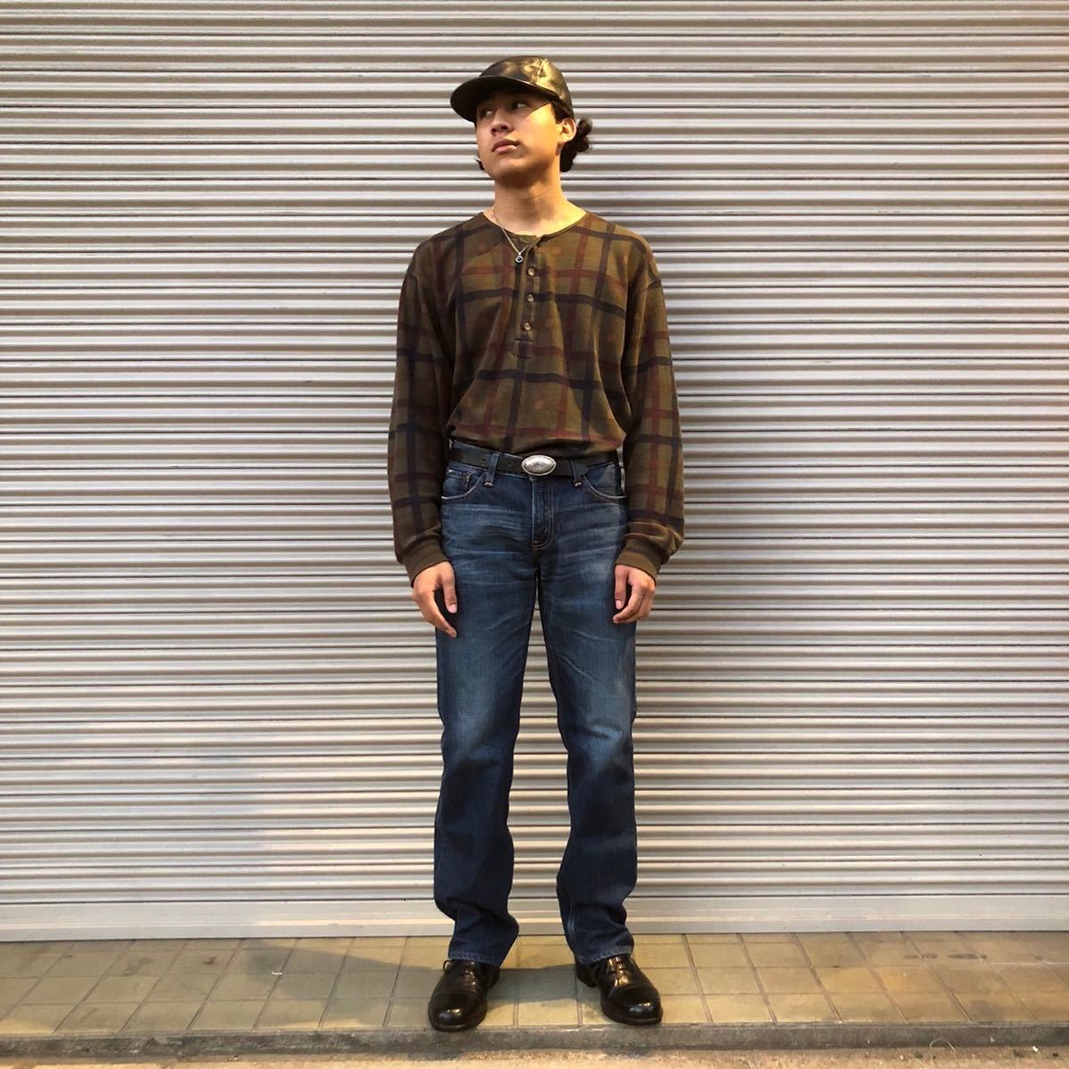 色落ち抜群 00s LEVI'S classic 502 ストレート ジーンズ ユーロ リーバイス インディゴ コットン デニムパンツ ヴィンテージ 90s 501 W32_画像2