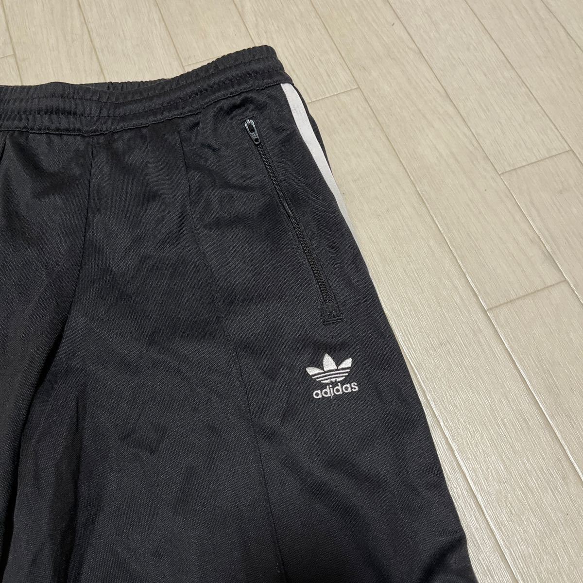 和225★ adidas originals アディダス ジャージ ワイドパンツ ボトムス サイドライン S レディース ブラック_画像3