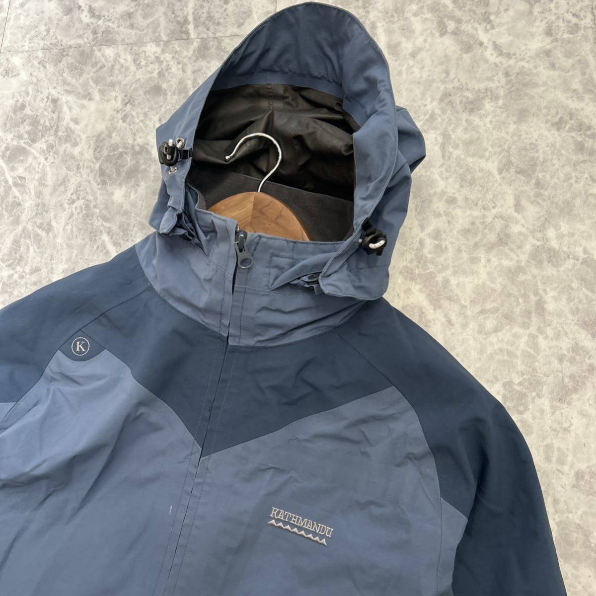 AA @ アウトドア '着心地抜群' KATHMANDU カトマントゥ GORE-TEX ゴアテックス 止水ジップ マウンテンパーカー 12 上着 アウター 古着 _画像4