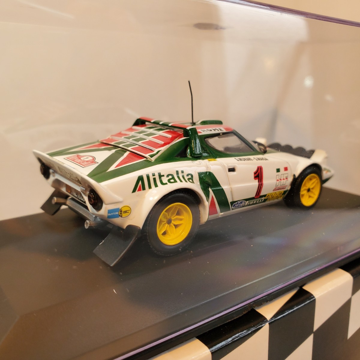 MINICHAMPS 1 /43「 Lancia Stratos Alitalia 1st Monte Carlo 1977」ミニチャンプス ランチア ストラトス 新品未使用 87_画像8
