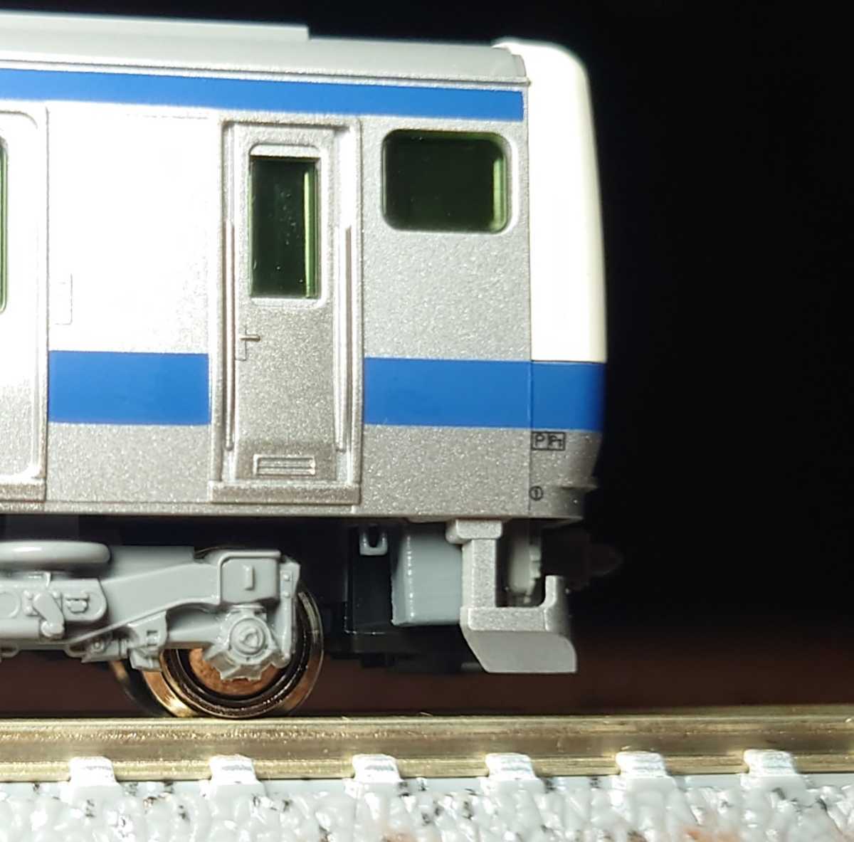 KATO E531系に♪　トイレタンク、車端部床下機器　5両分_画像3