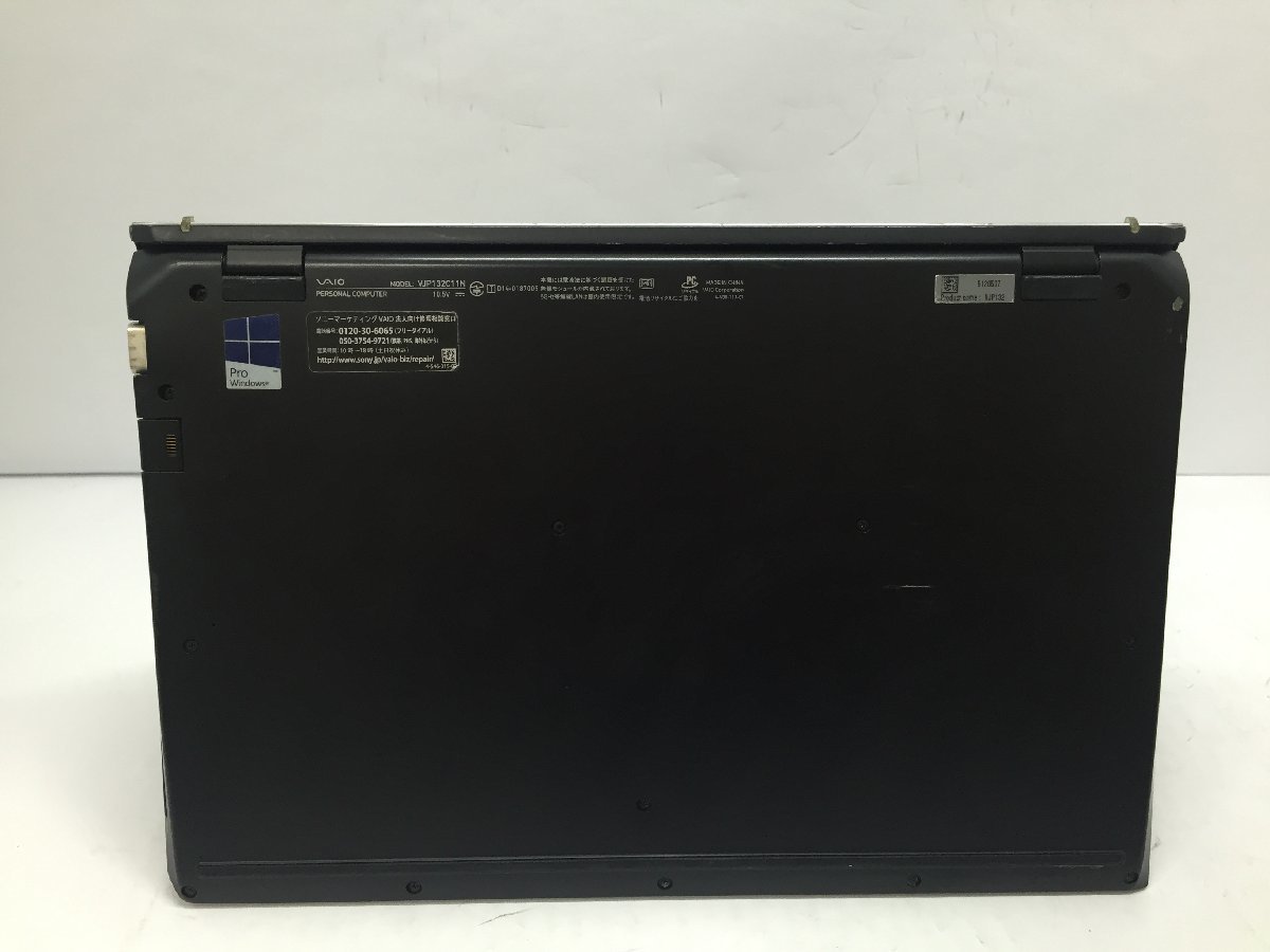 ジャンク/ VAIO VJP132 Intel Core i3-5005U メモリ4.1GB SSD128.03GB 【G18752】_底面にキズ・バッテリー膨張の為膨らみあり