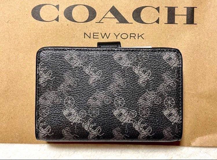 【新品 未使用 】COACH コーチ 馬車柄 キャリッジホース 二つ折り財布  ブラック