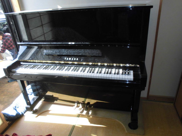 ヤマハピアノ U３H 大型のタッチもスムーズと音色の良い美品・良品 良いピアノを長くの方へ 運賃無料・条件有り_画像1