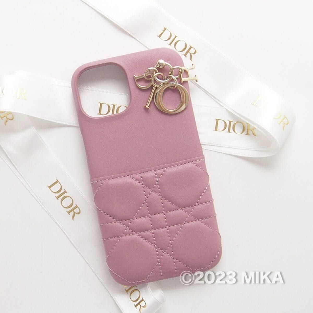 極美品 LADY DIOR IPHONE 14 13 ケース ラベンダー dior iPhone 極美品 LADY DIOR IPHONE 14 13 ケース ラベンダー dior iPhone