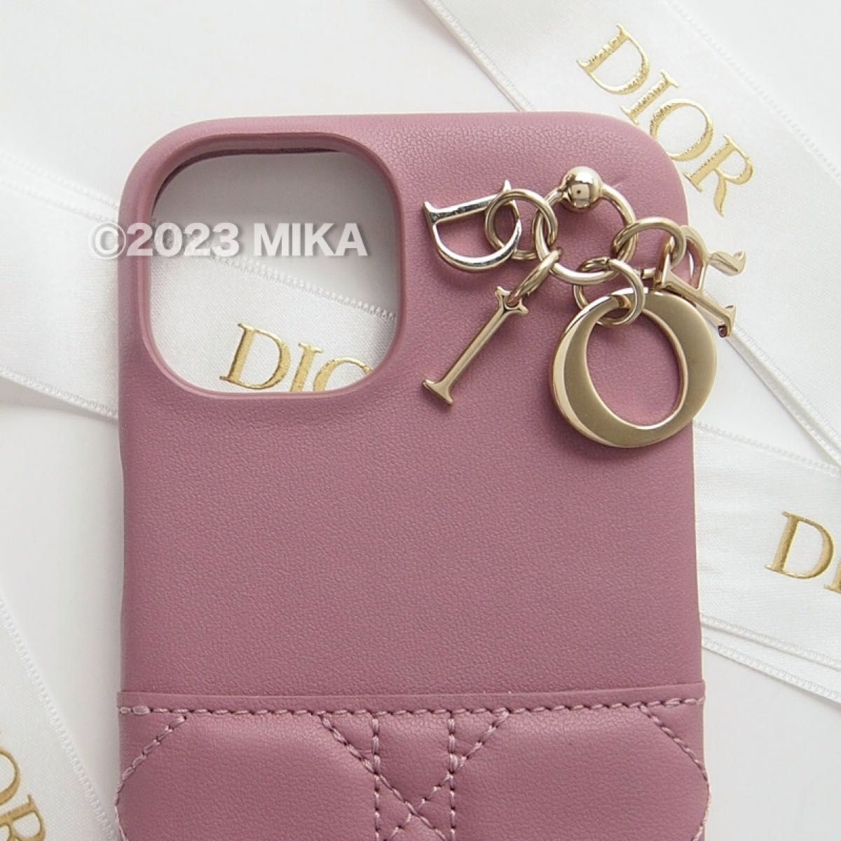 極美品 LADY DIOR IPHONE 14 13 ケース ラベンダー dior iPhone 極美品 LADY DIOR IPHONE 14 13 ケース ラベンダー dior iPhone