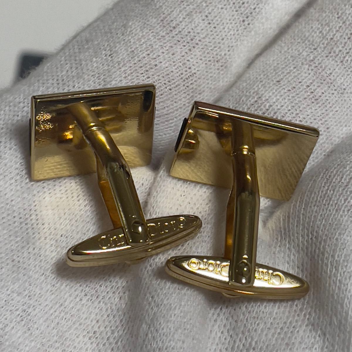 Christian Dior ネクタイピン カフス セット ブランドロゴ Christian Dior ネクタイピン カフス セット ブランドロゴ