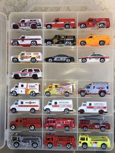 WOW! Lot of 22 AWESOME Hot Wheels Fire Rescue Truck Collection - MUST SEE PICS! 海外 即決